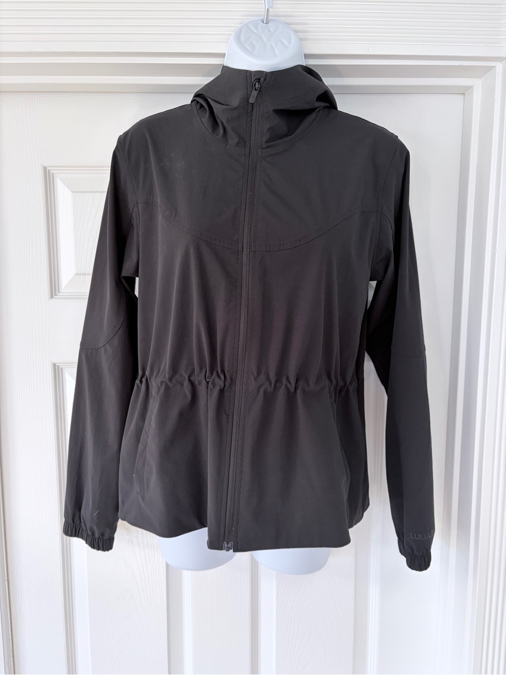 lululemon athletica Black Hooded Rain Jacket with cinch waist